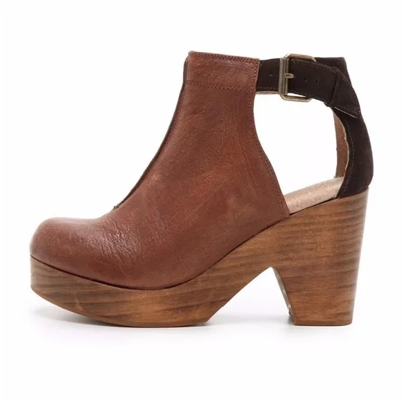 Free People Brown Leather Ankle Boots. Size 38 - Picture 8 of 8